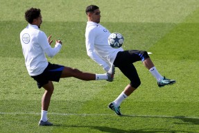 开云体育下载 -今晨巴黎圣日耳曼备战欧超杯，主帅复盘细节曝光，球迷炸锅，纪律约束更严格的简单介绍