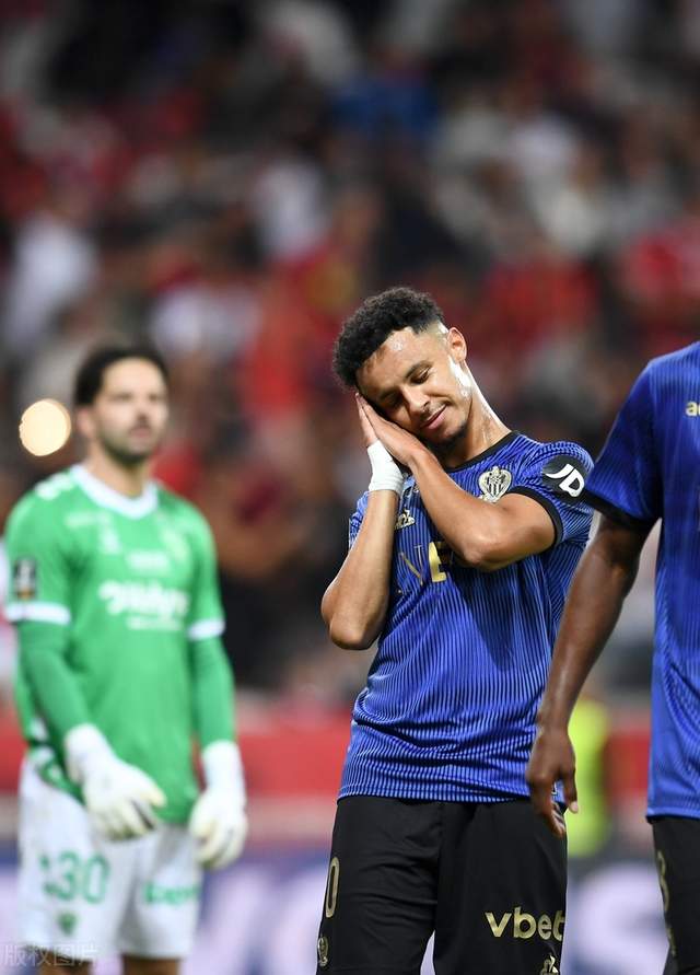 法甲赛前走向成谜；皇家社会队长鼓劲；目标明确；轮换策略成焦点 