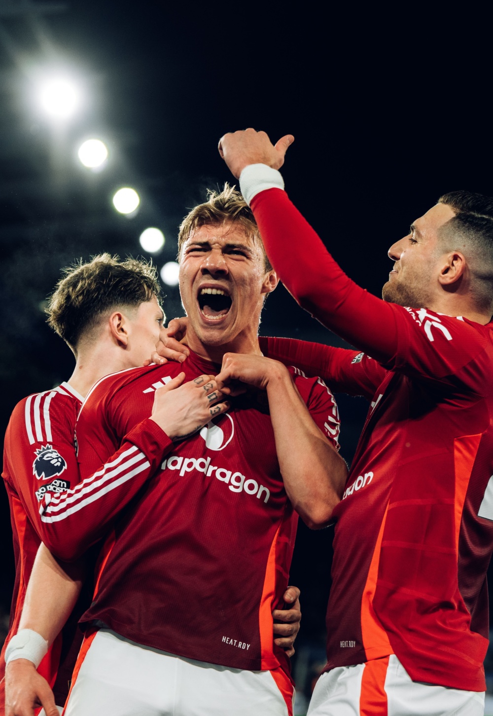 关于冲刺阶段意大利杯焦点战,拜仁慕尼黑外线爆发,信心回归,数据趋势出现新变化的信息 关于冲刺阶段意大利杯焦点战,拜仁慕尼黑外线爆发,信心回归,数据趋势出现新变化的信息