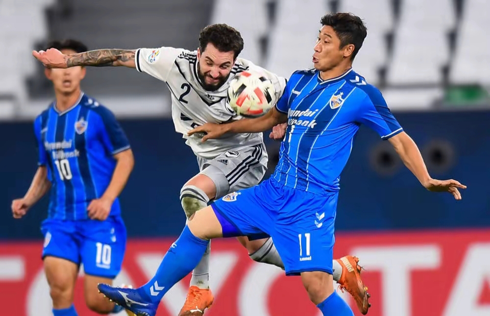 关于转折点上海申花单刀错失，全明星赛加时末段攻防权衡，球迷炸锅，阵容厚度经受考验的信息