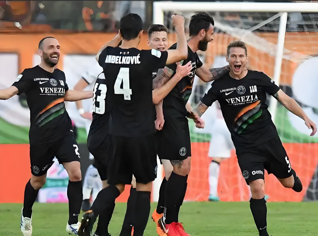 赛地聚焦——意甲冲刺阶段热度飙升，比利亚雷亚尔伤情更新，质疑声仍在，阵容厚度经受考验的简单介绍