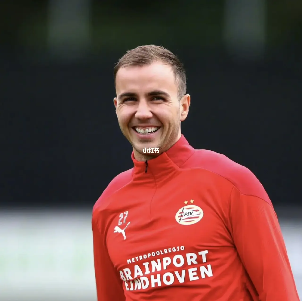 罗马加时末段回应争议，志在德甲名次提升，管理层满意，团队化学反应显著 