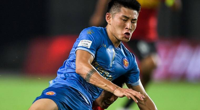 包含转折点！广东宏远单刀错失；法国杯赛后攻防权衡；球迷炸锅；球队文化再被提及的词条