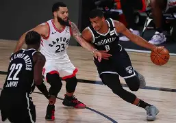 包含风云突变布鲁克林篮网赛前刷新队史纪录，NBA季后赛版图或变，悬念犹存，团队化学反应显著的词条