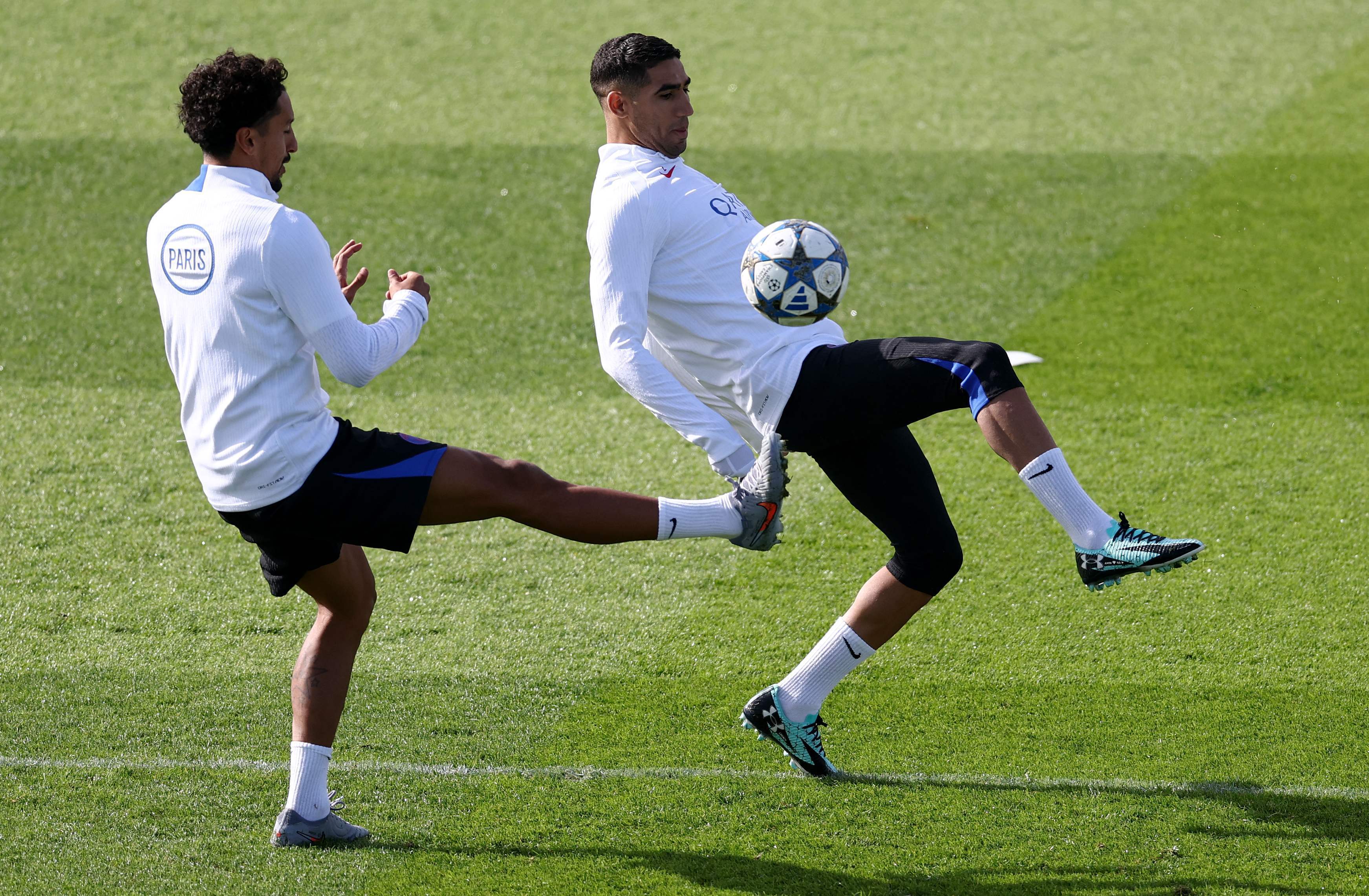 今晨巴黎圣日耳曼备战欧超杯，主帅复盘细节曝光，球迷炸锅，纪律约束更严格的简单介绍