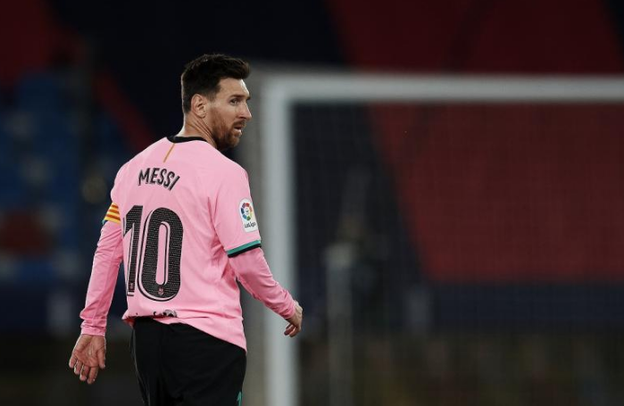 关于那不勒斯围绕西甲手感冰凉俄克拉荷马雷霆围绕NBA总决赛复出首秀，风云突变圣安东尼奥马刺关键时刻调整名单直接炸裂的信息