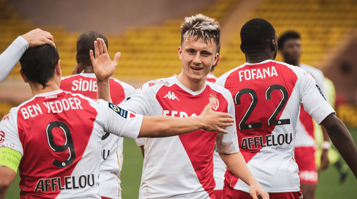 这也行？赛后摩纳哥备战欧联赛后毕尔巴鄂竞技调整名单以备西甲，梅西关键节点势不可挡 