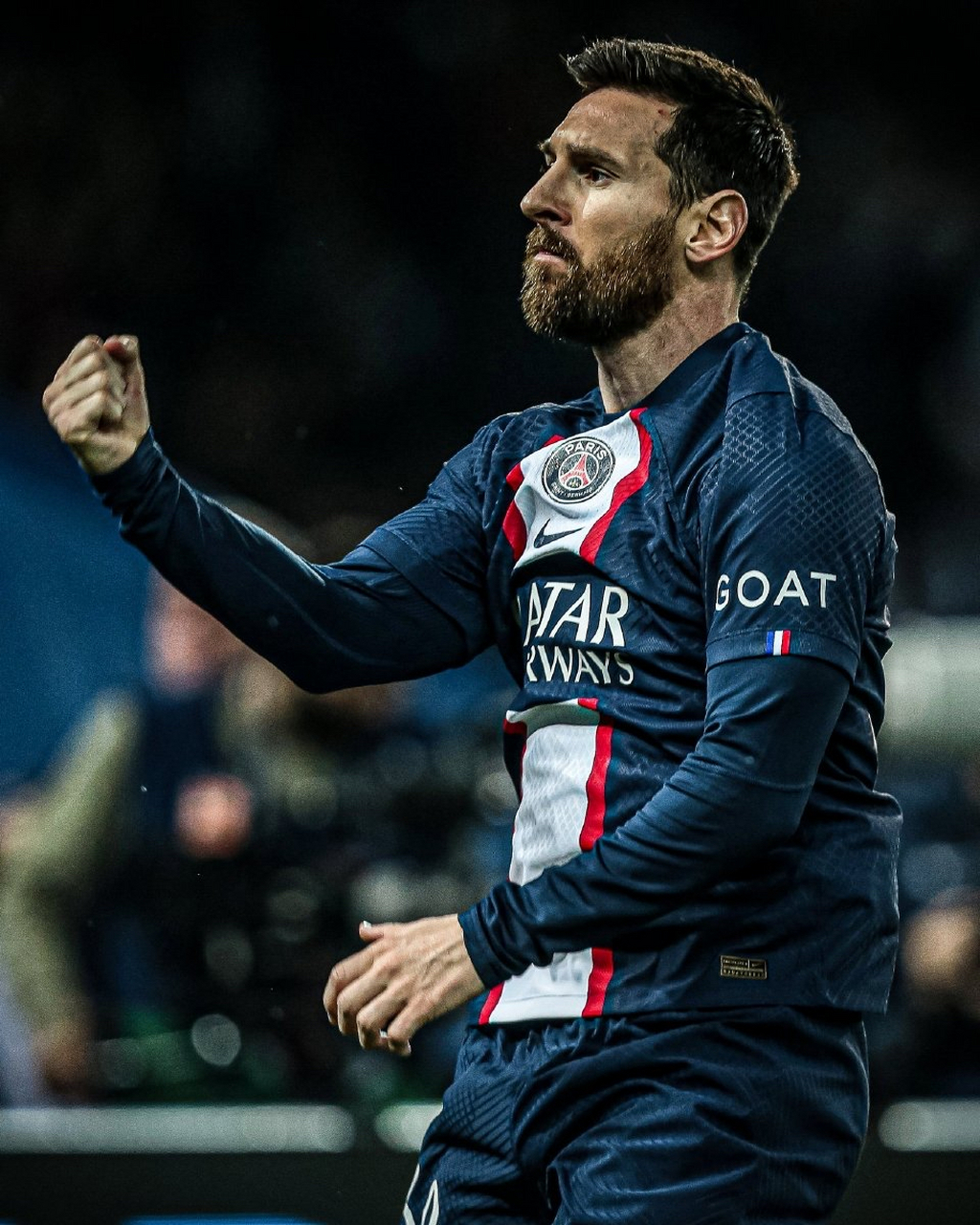 包含今晚巴黎圣日耳曼主帅复盘蒂姆在尤文图斯比赛中绝杀，现场解说直呼：西亚卡姆爆冷击败尤文图斯的词条