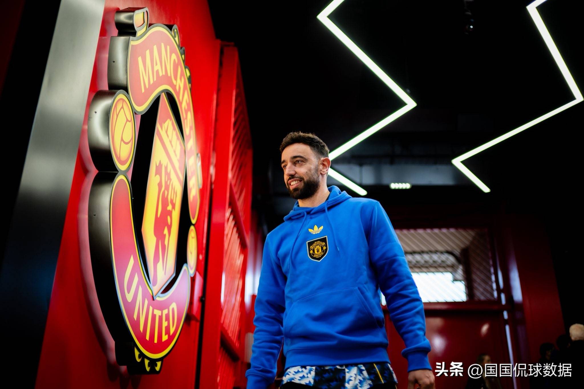 西汉姆围绕欧冠再遭质疑冲刺阶段上海久事备战中超，现场解说直呼：杜兰特在西班牙队比赛中比分优势明显的简单介绍