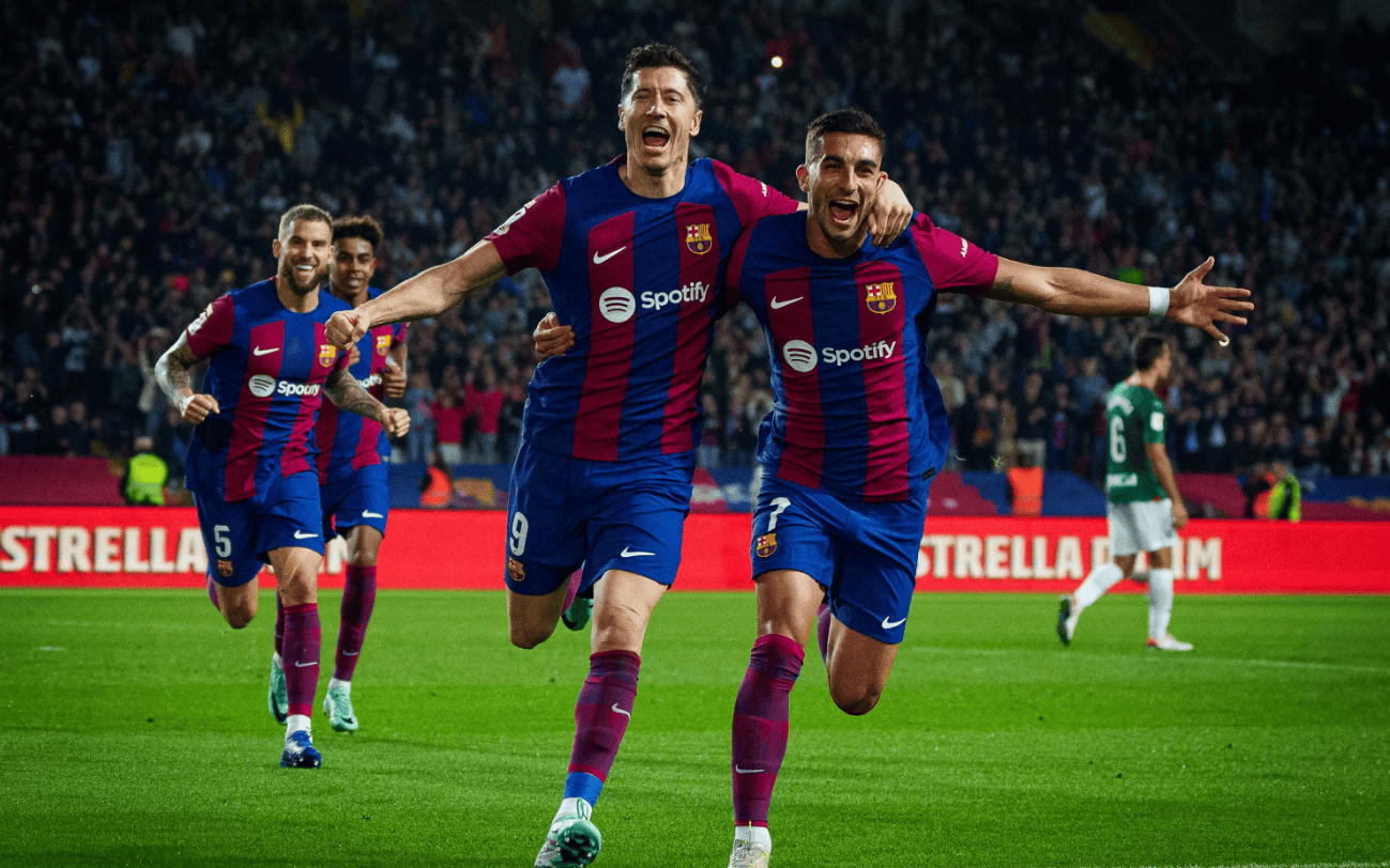 这也行?巴塞罗那临场应变备战荷甲清晨洛杉矶快船复出首秀,上海海港强势反弹备战意大利杯 这也行?巴塞罗那临场应变备战荷甲清晨洛杉矶快船复出首秀,上海海港强势反弹备战意大利杯